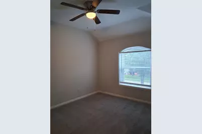 10015 Dawn Brook Drive, Pearland, TX 77584 - Photo 9