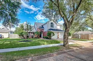 2615 Woodstream Blvd, Sugar Land, TX 77479 - Photo 1