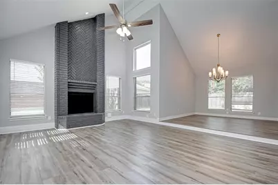2615 Woodstream Boulevard, Sugar Land, TX 77479 - Photo 9