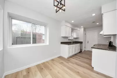 5918 Crooked Post Road, Spring, TX 77373 - Photo 9