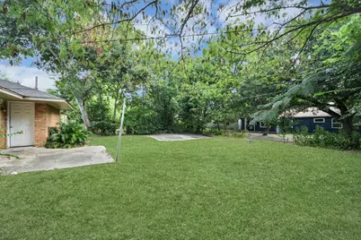10117 Dulcimer Street, Houston, TX 77051 - Photo 37