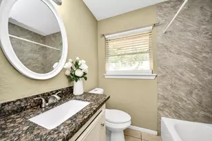 10117 Dulcimer St, Houston, TX 77051 - Photo 25