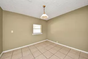 10117 Dulcimer St, Houston, TX 77051 - Photo 11