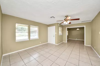 10117 Dulcimer Street, Houston, TX 77051 - Photo 5