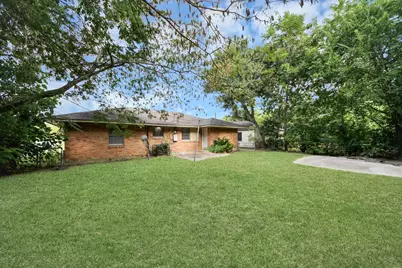 10117 Dulcimer Street, Houston, TX 77051 - Photo 35