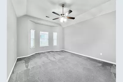 10006 Wood Leaf Court, Baytown, TX 77521 - Photo 11