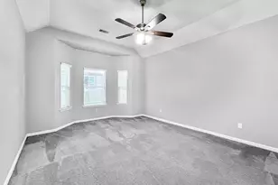 10006 Wood Leaf Ct, Baytown, TX 77521 - Photo 11