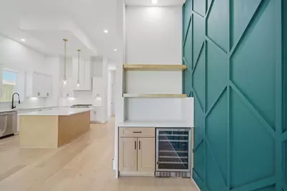 404 E 28th Street, Houston, TX 77008 - Photo 9