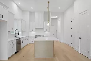 404 E 28th St, Houston, TX 77008 - Photo 5