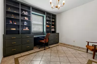 2714 Hughann Street, Port Neches, TX 77651 - Photo 9