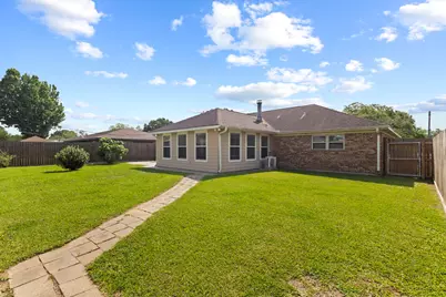 2714 Hughann Street, Port Neches, TX 77651 - Photo 25