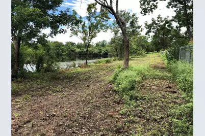 001 Steele Road, Highlands, TX 77562 - Photo 35