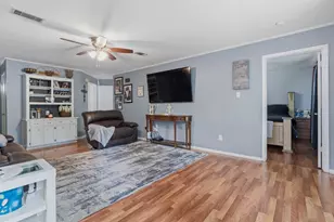 3007 Brook Dr, Huntsville, TX 77340 - Photo 7