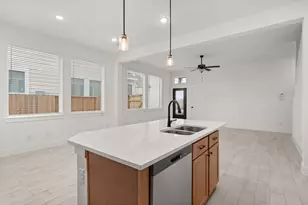 5258 Capricorn Wy, Iowa Colony, TX 77583 - Photo 11