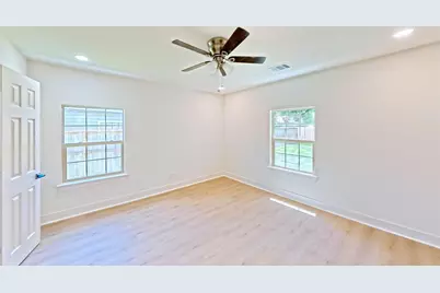 2740 Cos Street, Liberty, TX 77575 - Photo 15
