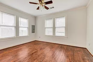 404 E 29th St, Houston, TX 77008 - Photo 3