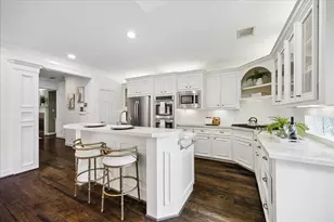 2405 Brun St, Houston, TX 77019 - Photo 5