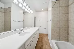 2405 Brun St, Houston, TX 77019 - Photo 17