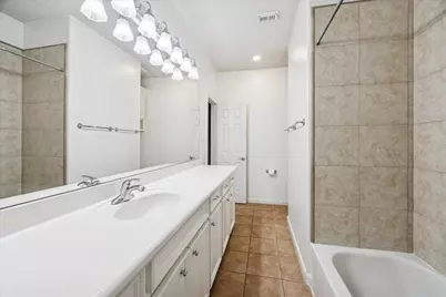 2405 Brun Street #B, Houston, TX 77019 - Photo 17