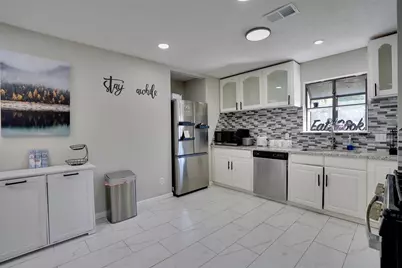 4010 Oak Terrace Court, Houston, TX 77082 - Photo 23