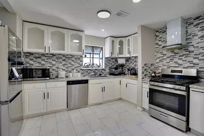 4010 Oak Terrace Court, Houston, TX 77082 - Photo 21