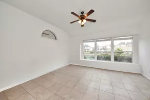 14214 Ayers Rock Rd, Sugar Land, TX 77498 - Photo 15