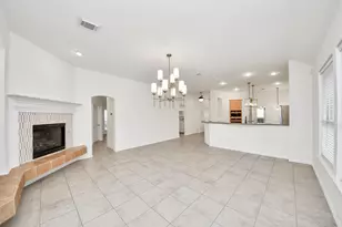 14214 Ayers Rock Rd, Sugar Land, TX 77498 - Photo 7