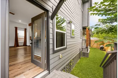 731 E 40th Street, Houston, TX 77022 - Photo 25