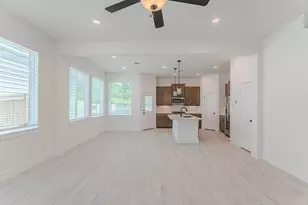 152 Red Cascade Trl, Willis, TX 77318 - Photo 19