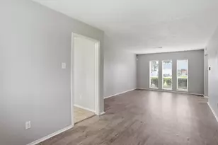 12614 Chiswick Rd, Houston, TX 77047 - Photo 13