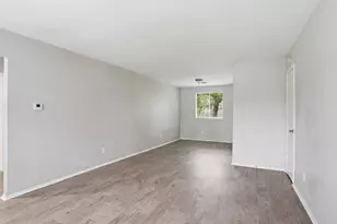 12614 Chiswick Rd, Houston, TX 77047 - Photo 11