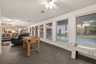 218 Beaumont Dr, Magnolia, TX 77354 - Photo 15