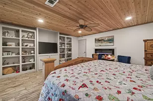 218 Beaumont Dr, Magnolia, TX 77354 - Photo 11