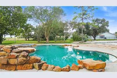 4003 Country Trails Street, Alvin, TX 77511 - Photo 9