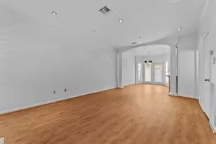 3300 Bellefontaine St, Houston, TX 77025 - Photo 5