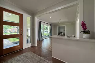 4326 Briarbend Dr, Houston, TX 77035 - Photo 7