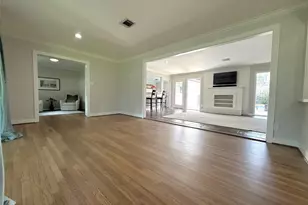 4326 Briarbend Dr, Houston, TX 77035 - Photo 21