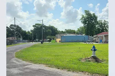3205 Avenue E, Bay City, TX 77414 - Photo 7