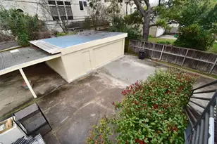 2215 Dorrington St, Houston, TX 77030 - Photo 15