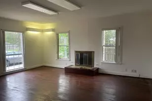 2215 Dorrington St, Houston, TX 77030 - Photo 5
