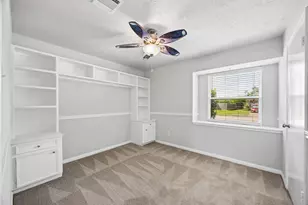 1605 Cypress Hollow St, Pearland, TX 77581 - Photo 15