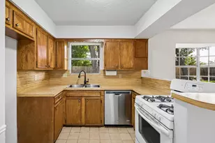1605 Cypress Hollow St, Pearland, TX 77581 - Photo 13