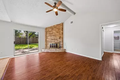 1605 Cypress Hollow Street, Pearland, TX 77581 - Photo 9