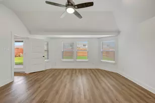 1815 Sleeping Hls Dr, Rosenberg, TX 77471 - Photo 13