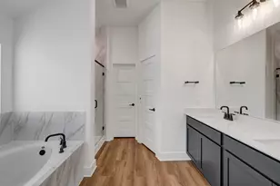 1815 Sleeping Hls Dr, Rosenberg, TX 77471 - Photo 17