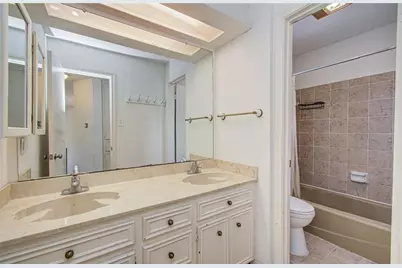 714 Sandpiper Drive, Sugar Land, TX 77478 - Photo 31