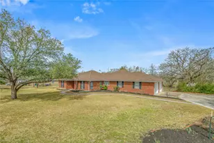 1002 Howe Dr, College Station, TX 77845 - Photo 3