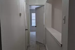 9223 Grove Haven Dr, Houston, TX 77083 - Photo 7