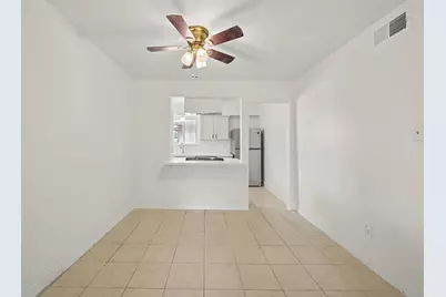 5704 Edgemoor Drive #62, Houston, TX 77081 - Photo 7