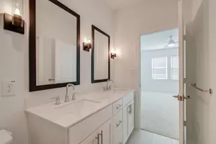 225 Little Spg Ct, Anahuac, TX 77514 - Photo 35